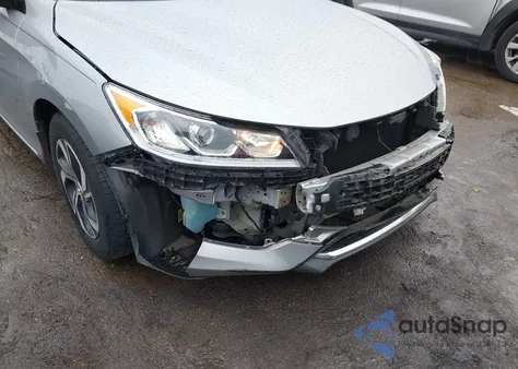 2017 Honda Accord Lx z USA, uszkodzony, nr VIN 1HGCR2F32HA234518